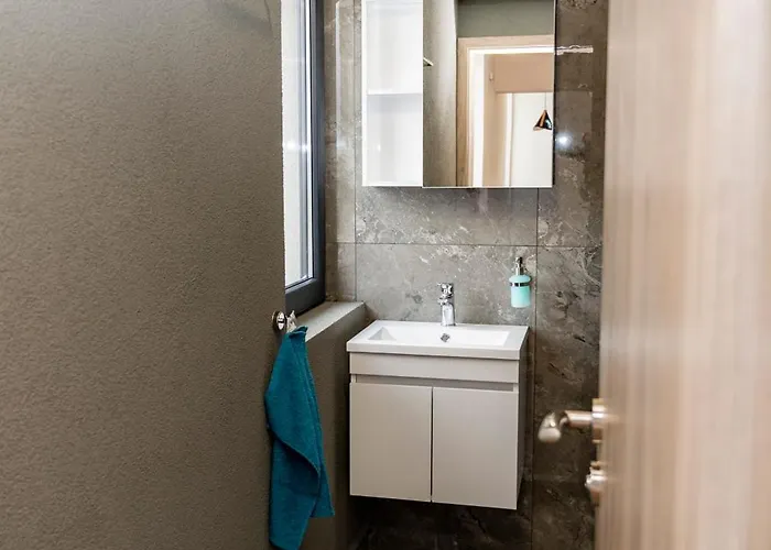 Doma Луксозна вила